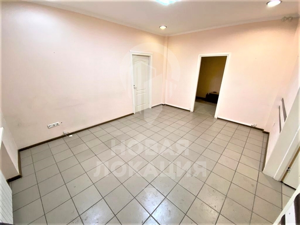 
  Сдается торговая площадь, 81 м², Карла Маркса пр-кт, д. 45
. Фото 4.