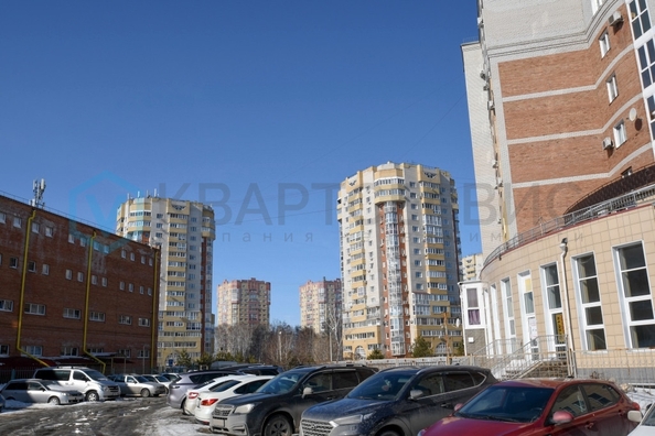 
  Продается 3-комн. квартира 165.9 м². Фото 2.