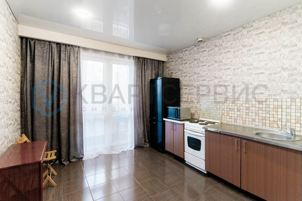 
  Продается 3-комн. квартира 70.6 м². Фото 1.
