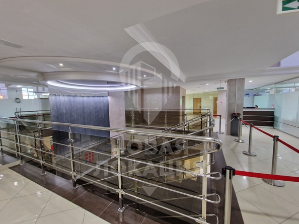 
  Сдается офис 2500 м². Фото 4.