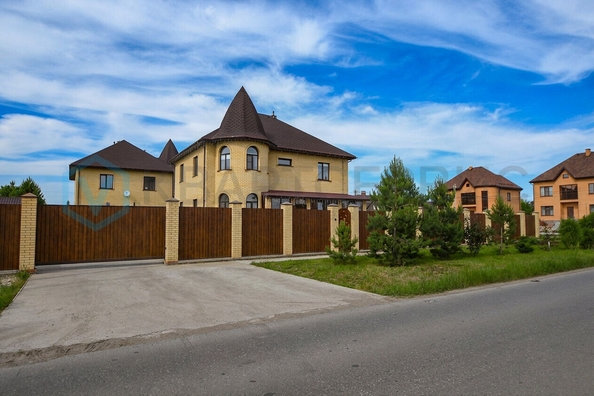 
  Продается дом 198 м², в КП Чукреевка. Фото 1.