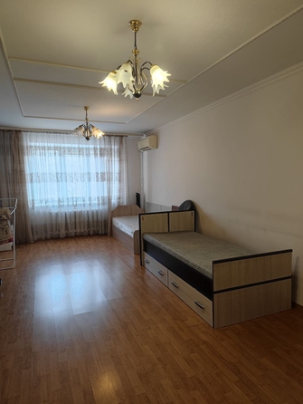 
  Сдается 3-комн. квартира 90 м². Фото 7.