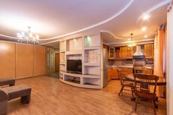 
  Продам 3-комн. квартиру 81.5 м². Фото 2.