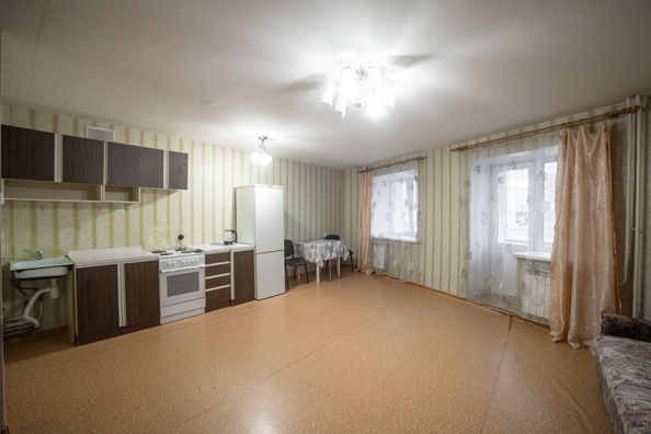 
   Продам 1-комнатную, 37.9 м², Иркутский тракт, 204г

. Фото 1.