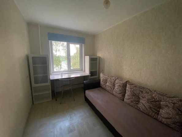 
   Продам 2-комнатную, 43 м², Елизаровых ул, 23

. Фото 2.