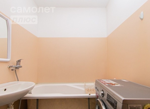 
   Продам 2-комнатную, 53 м², Герасименко ул, 3/16

. Фото 2.