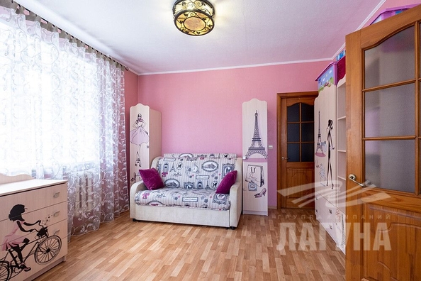 
   Продам 2-комнатную, 57 м², Новосибирская ул, 8

. Фото 8.