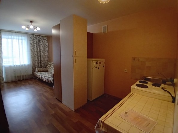 
   Продам 1-комнатную, 26 м², Богдана Хмельницкого пер, 12

. Фото 2.