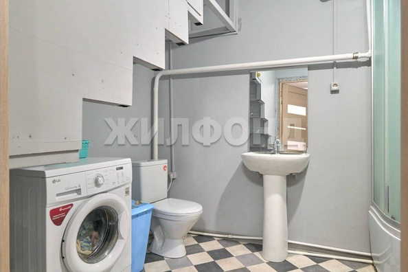 
   Продам дом, 114 м², Томск

. Фото 8.