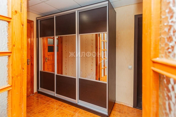 
   Продам 2-комнатную, 46.2 м², Коммунистический пр-кт, 151

. Фото 4.