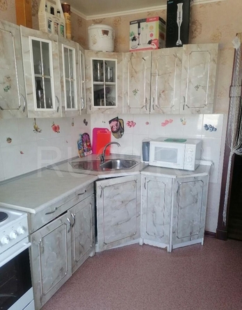 
  Продается 4-комн. квартира, 77.1 м², Клюева ул, д. 20
. Фото 8.
