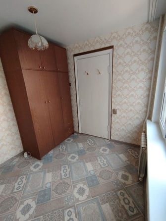 
   Продам 4-комнатную, 58.6 м², Лебедева ул, 111

. Фото 1.