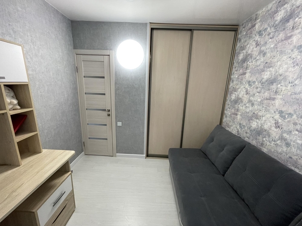 
  Продается 4-комн. квартира, 69.8 м², Лебедева ул, д. 64
. Фото 12.