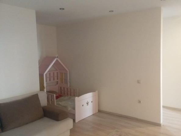 
  Продается 3-комн. квартира, 96.6 м², Ивана Черных ул, д. 66
. Фото 9.