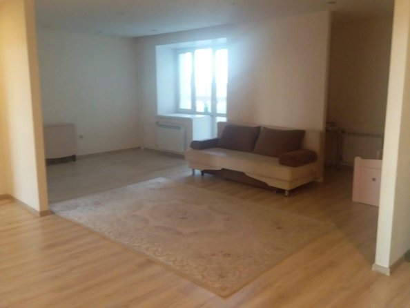 
  Продается 3-комн. квартира, 96.6 м², Ивана Черных ул, д. 66
. Фото 10.