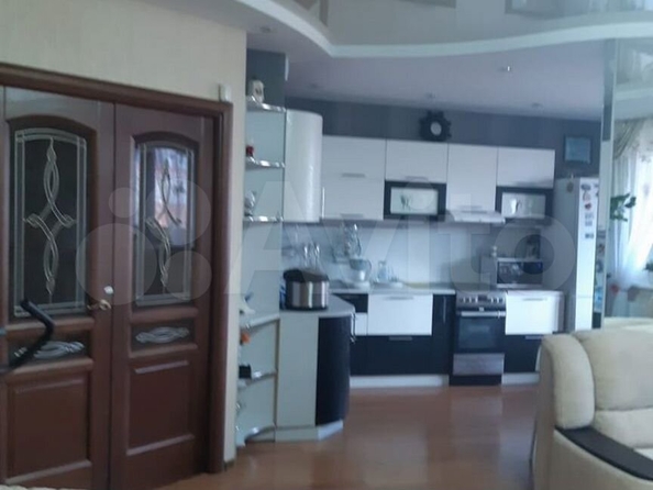 
  Продается 3-комн. квартира, 84.4 м², Герасименко ул, д. 1/17
. Фото 8.