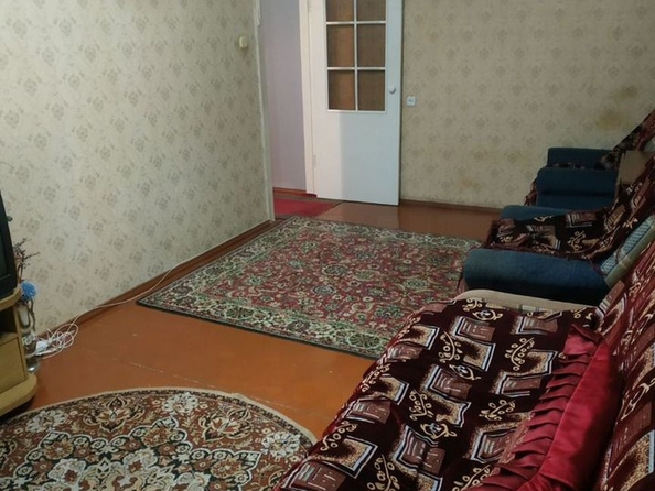 
   Продам 2-комнатную, 42 м², Мичурина ул, 93

. Фото 2.