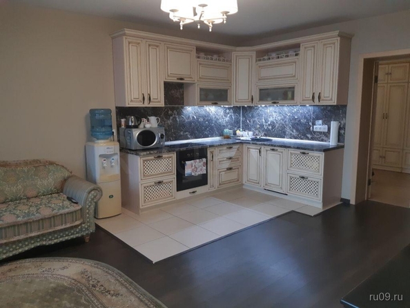 
  Продается 3-комн. квартира, 107.4 м², Аркадия Иванова ул, д. 27
. Фото 7.