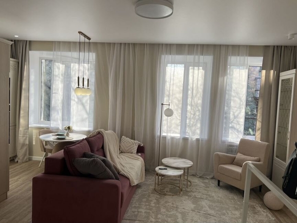 
  Продается 2-комн. квартира, 53 м², Свердлова ул, д. 5
. Фото 5.