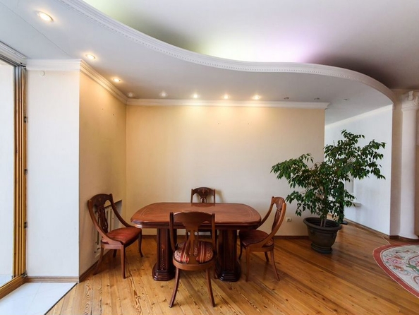 
  Продается 4-комн. квартира, 158.4 м², Никитина ул, д. 19
. Фото 14.