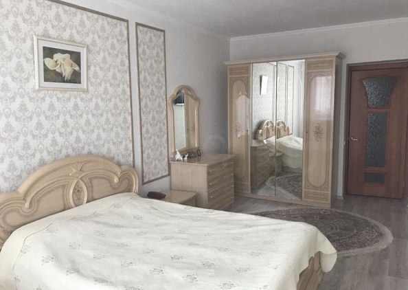 
   Продам 3-комнатную, 81.9 м², Льва Толстого ул, 38б

. Фото 6.