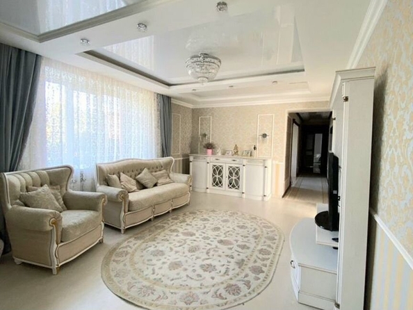 
  Продается 4-комн. квартира, 130 м², Герцена ул, д. 43б
. Фото 2.