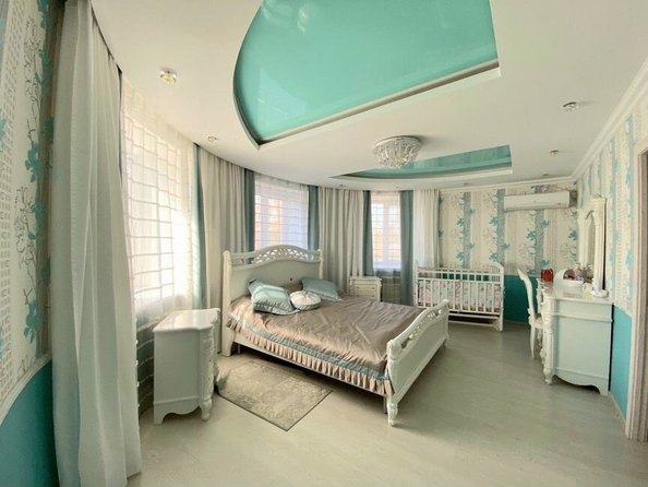 
  Продается 4-комн. квартира, 130 м², Герцена ул, д. 43б
. Фото 5.