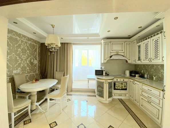 
  Продается 4-комн. квартира, 130 м², Герцена ул, д. 43б
. Фото 12.