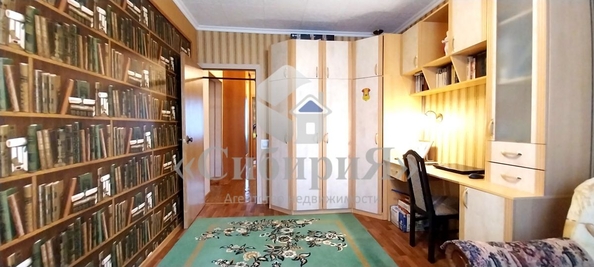 
  Продается 3-комн. квартира, 65 м², Бирюкова ул, д. 10
. Фото 2.
