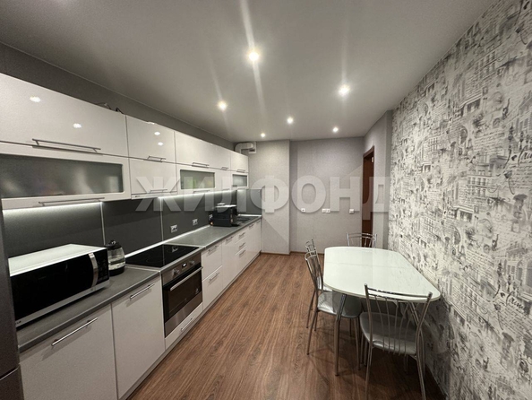 
   Продам 1-комнатную, 44 м², Ленская ул, 31

. Фото 4.