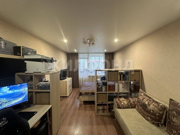 
   Продам 1-комнатную, 44 м², Ленская ул, 31

. Фото 8.