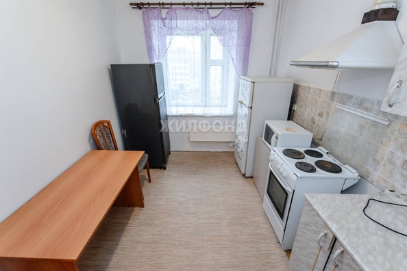 
   Продам 3-комнатную, 79.4 м², Сибирская ул, 115

. Фото 23.