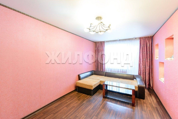 
   Продам 3-комнатную, 68 м², Лебедева ул, 11

. Фото 8.