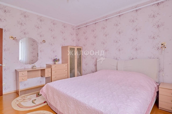 
   Продам дом, 299.1 м², Томск

. Фото 15.