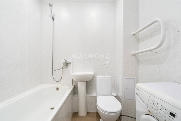 
   Продам 1-комнатную, 35.6 м², Заречная 1-я ул, 55

. Фото 4.