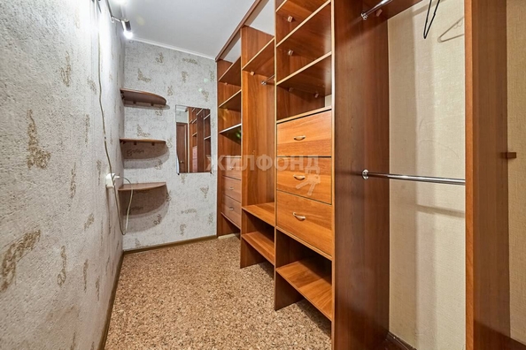 
   Продам 1-комнатную, 33.6 м², Ленина пр-кт, 243/2

. Фото 7.