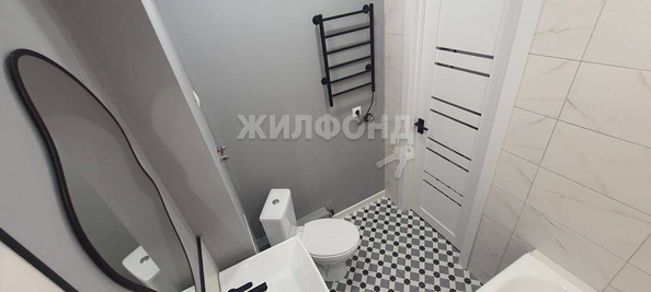 
   Продам 2-комнатную, 42 м², Федора Лыткина ул, 6

. Фото 8.