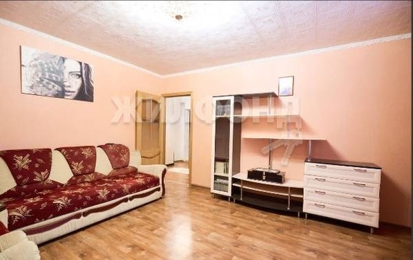 
   Продам 2-комнатную, 52.7 м², Октябрьская ул, 91а

. Фото 7.