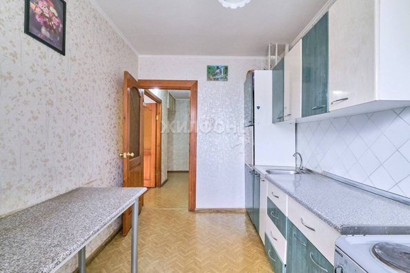 
   Продам 4-комнатную, 79.2 м², Карла Ильмера ул, 15

. Фото 3.