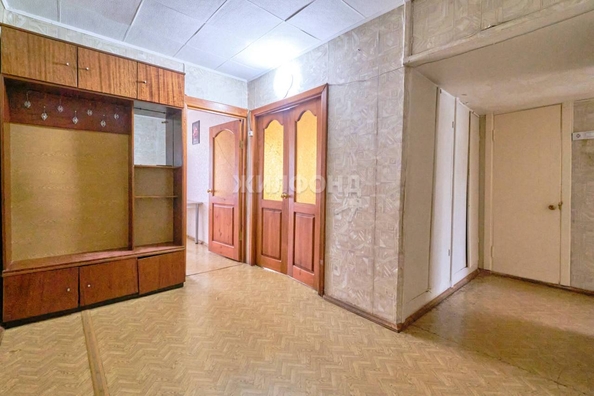 
   Продам 4-комнатную, 79.2 м², Карла Ильмера ул, 15

. Фото 24.