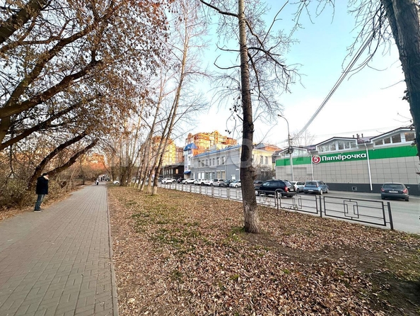 
   Продам секционку, 14 м², Белинского ул, 17а

. Фото 4.