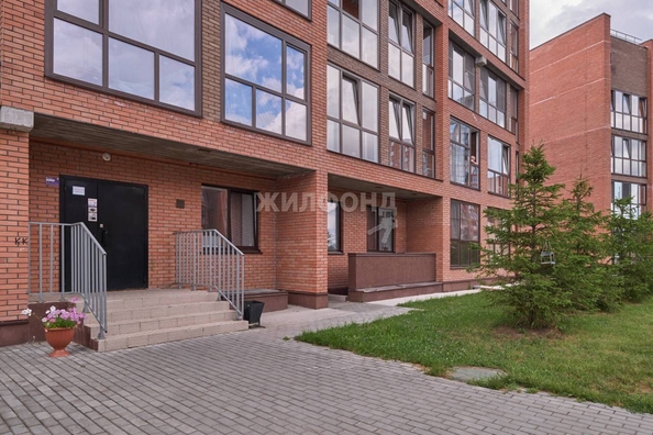 
   Продам 3-комнатную, 57 м², Николая Гумилёва (Северный мкр.) б-р, 4

. Фото 28.