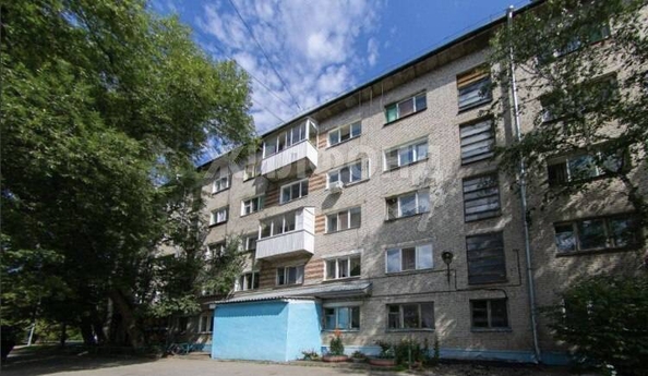 
   Продам комнату, 12.8 м², Высоцкого Владимира ул, 21

. Фото 2.