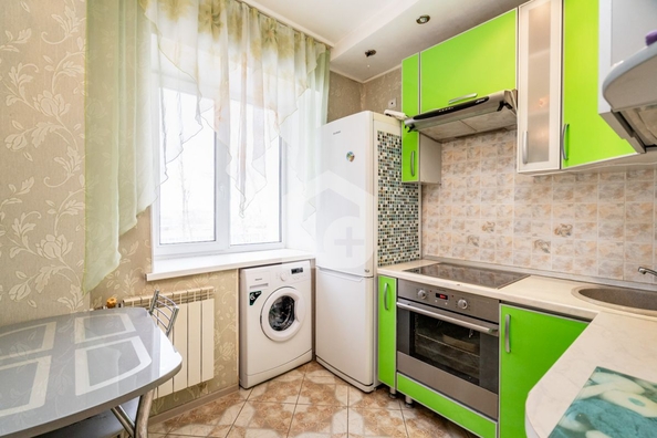 
   Продам 1-комнатную, 28 м², Иркутский тракт, 102

. Фото 4.