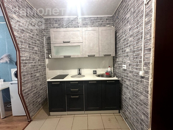 
   Продам 1-комнатную, 18.1 м², Угрюмова Александра ул, 1/1

. Фото 3.