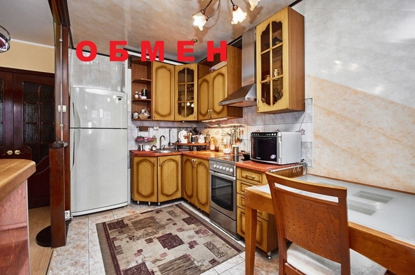 
   Продам 3-комнатную, 63.5 м², Сибирская ул, 104

. Фото 8.