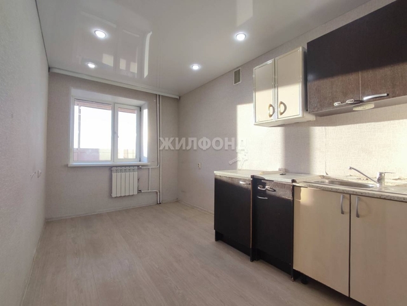 
   Продам 1-комнатную, 37.2 м², Иркутский тракт, 183/1

. Фото 7.