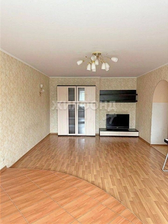 
   Продам 3-комнатную, 77.3 м², Степана Разина ул, 19

. Фото 6.