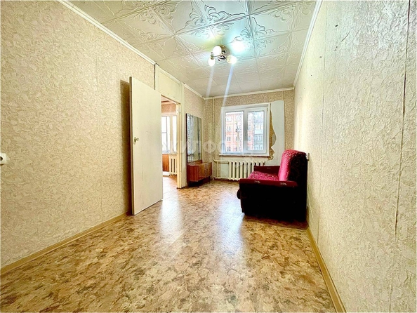 
   Продам 2-комнатную, 44.4 м², Бела Куна ул, 8

. Фото 4.