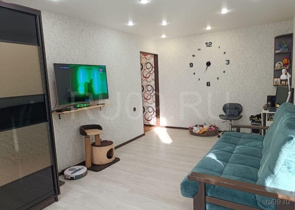 
  Продается 2-комн. квартира, 44 м², Репина ул, д. 15/1
. Фото 1.